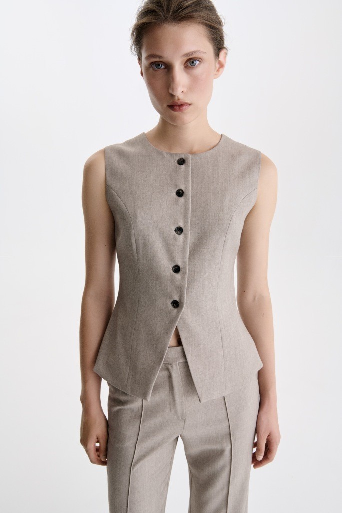 ЖИЛЕТ ПОДОВЖЕНОГО СИЛУЕТУ 1254\12-7 зображення 1